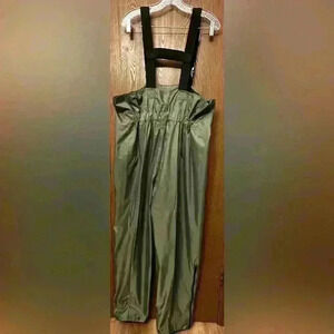 Remington Men’s Green Lined Hunting Bibs Overalls RN 35588 Size Medium (32-34)